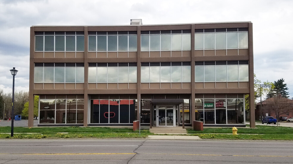 22720 Michigan Ave, Dearborn, MI for lease - Building Photo - Image 1 of 11