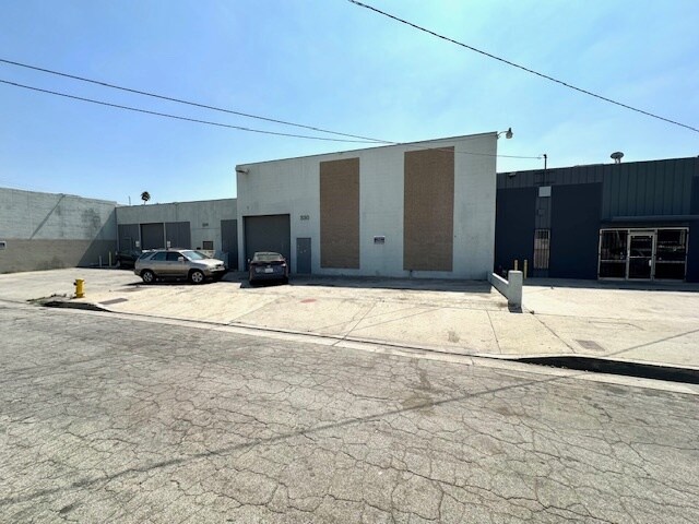 322-330 W 131st St, Los Angeles, CA for sale - Building Photo - Image 2 of 9