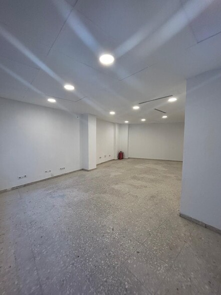 Retail in Córdoba, Córdoba for lease - Building Photo - Image 2 of 10