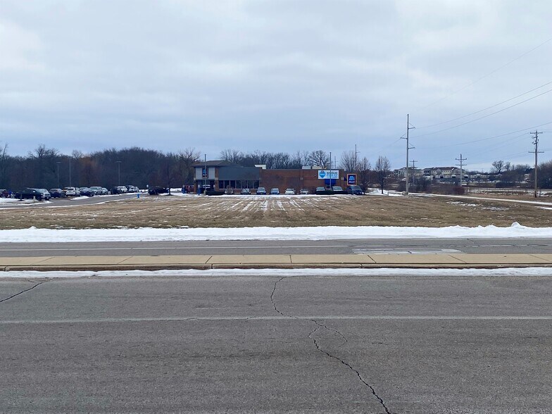 Pcl3 Lynch Way Outlot 1, Burlington, WI à vendre - Photo du bâtiment - Image 2 de 4