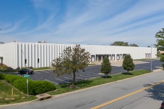 Plus de détails pour 13900 W 101st St, Lenexa, KS - Industriel à louer