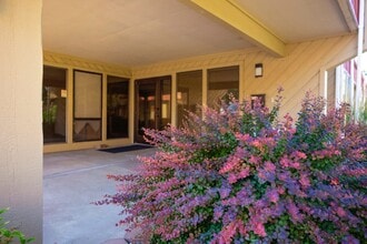 2312 N Cole Rd, Boise, ID à louer Photo intérieure- Image 2 de 8