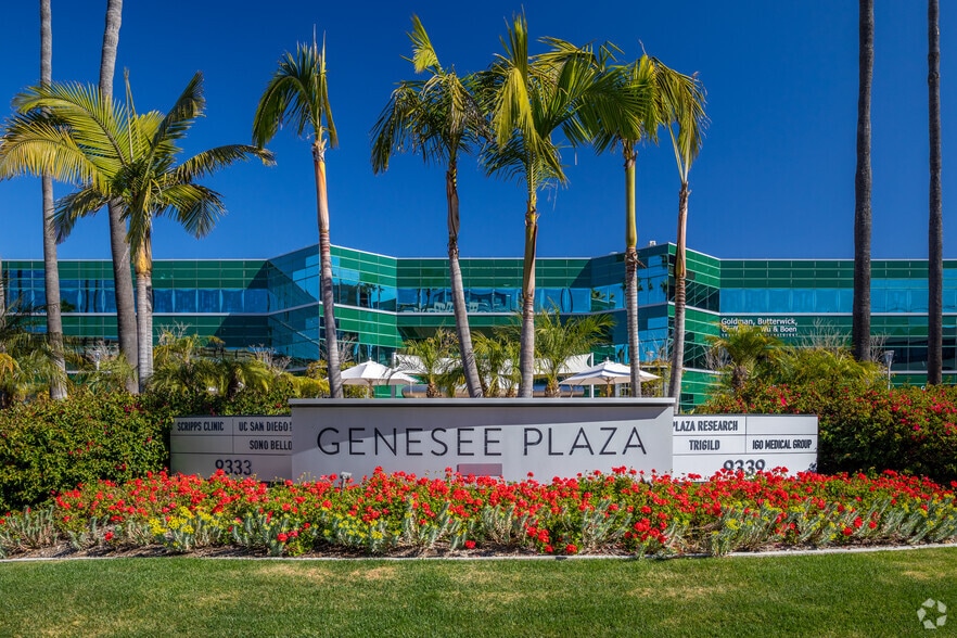 9333 Genesee Ave, San Diego, CA for lease - Building Photo - Image 3 of 26