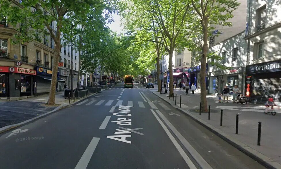 Retail in Paris for lease - Building Photo - Image 1 of 4