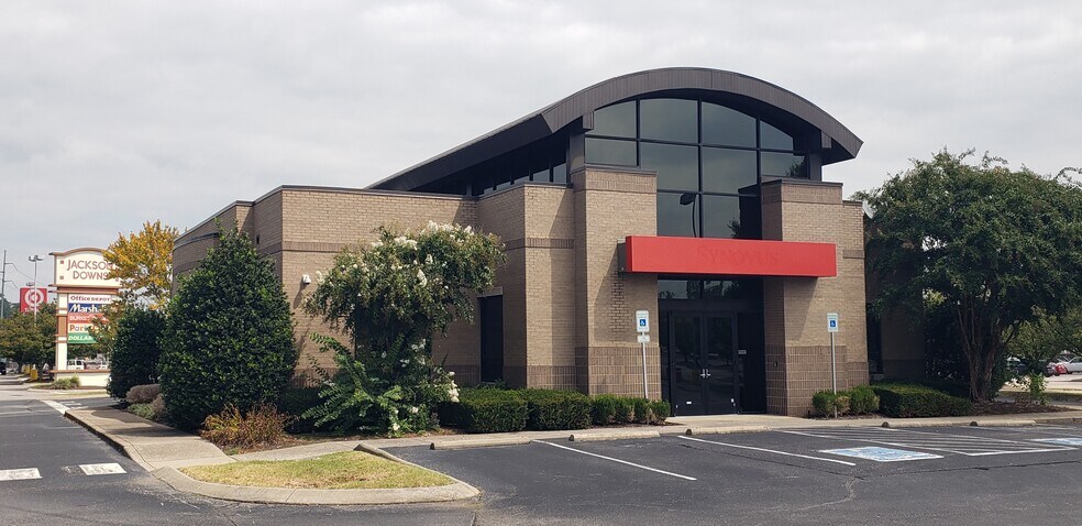 3169 Lebanon Pike, Nashville, TN à vendre - Photo du bâtiment - Image 1 de 11