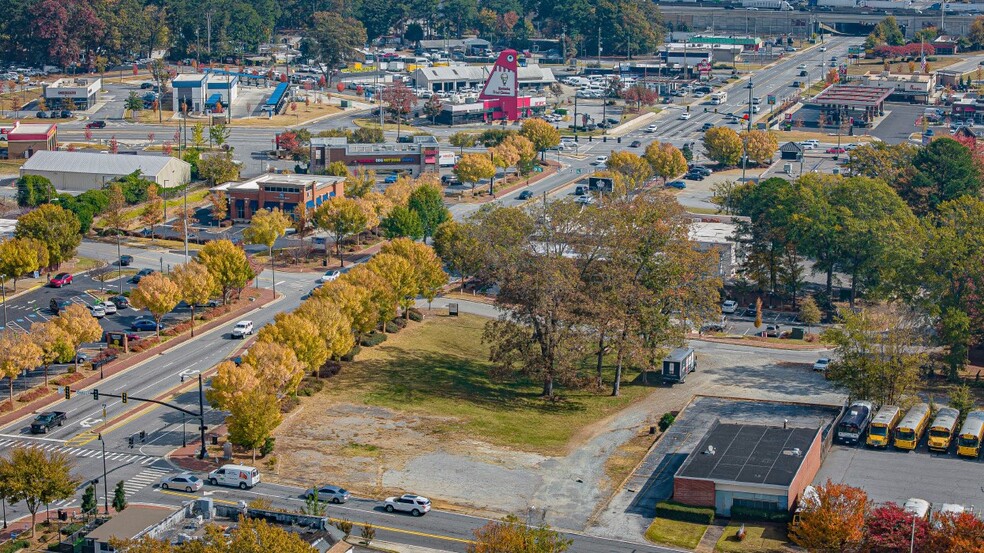 25 SE Dodd St, Marietta, GA à louer - Photo du bâtiment - Image 3 de 4
