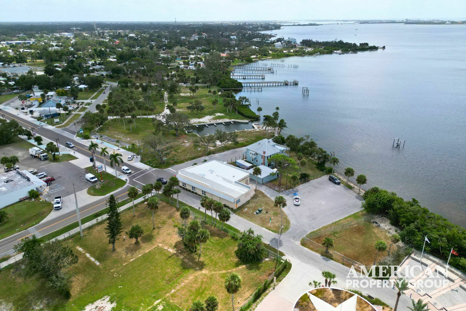 2 Buchans Lndg, Englewood, FL for lease Interior Photo- Image 1 of 6