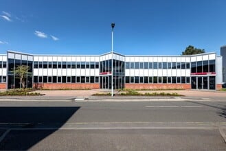 804-806 Oxford Ave, Slough for lease Building Photo- Image 1 of 5