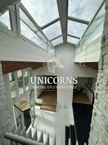 Office in PORTET-SUR-GARONNE for lease - Interior Photo - Image 2 of 4