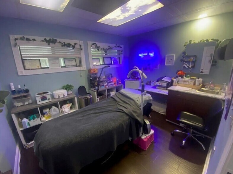 10621 N Oak Hills Pky, Baton Rouge, LA à vendre - Photo intérieure - Image 3 de 12