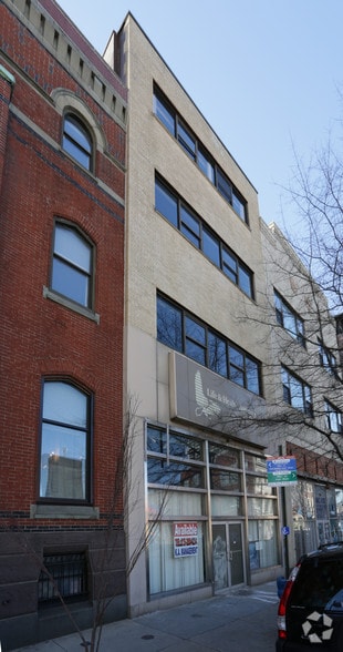 2202 Walnut St, Philadelphia, PA à louer - Photo du bâtiment - Image 3 de 6
