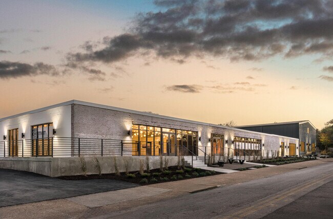 More details for 469 Chestnut St, Nashville, TN - Retail for Lease