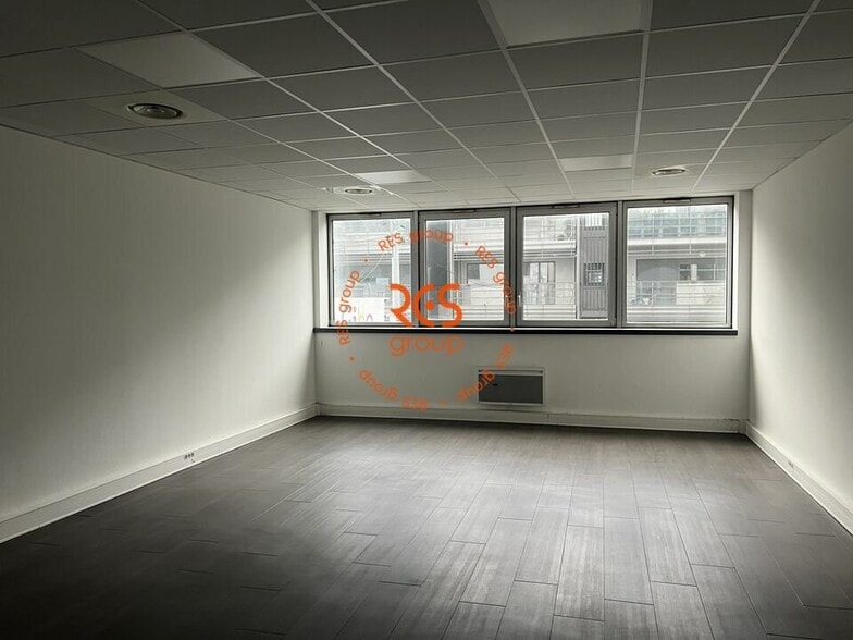 Retail in Mérignac for sale - Interior Photo - Image 2 of 6
