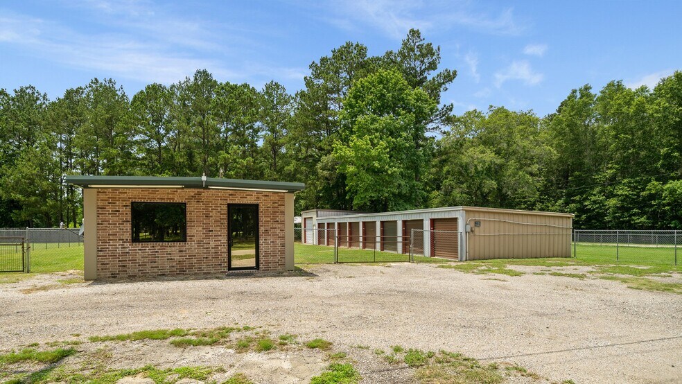 16100 Firetower Rd, Conroe, TX à vendre - Photo du bâtiment - Image 3 de 8