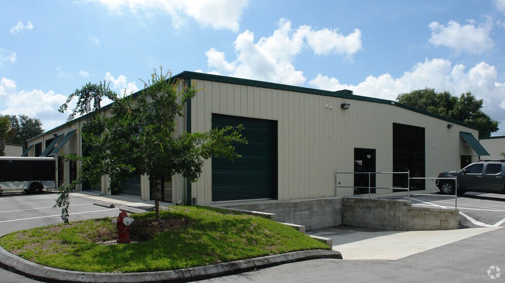114 Allgood Cir, Saint Augustine, FL à louer - Photo du bâtiment - Image 3 de 3