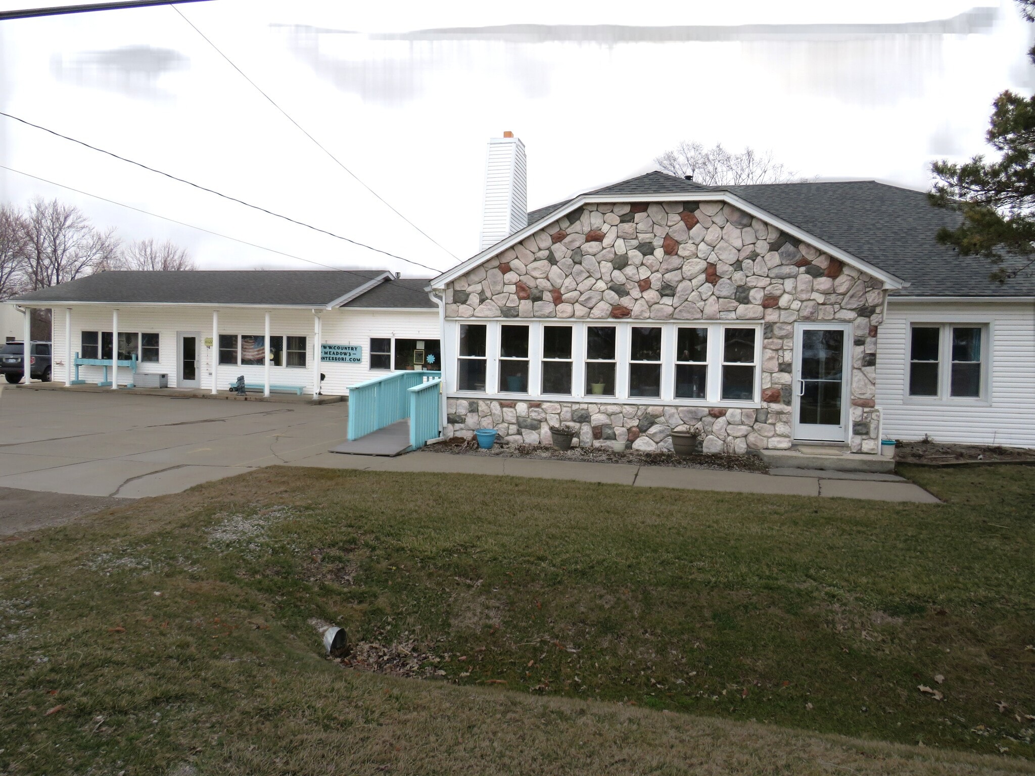 8622 Dixie Hwy, Fair Haven, MI for sale Primary Photo- Image 1 of 19