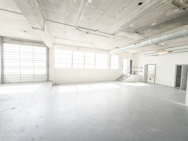 448 Ralph David Abernathy Blvd, Atlanta, GA for lease - Building Photo - Image 3 of 4