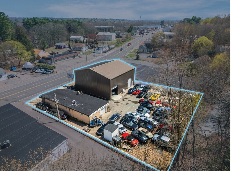 105 Memorial Dr, Avon, MA for sale - Primary Photo - Image 1 of 8