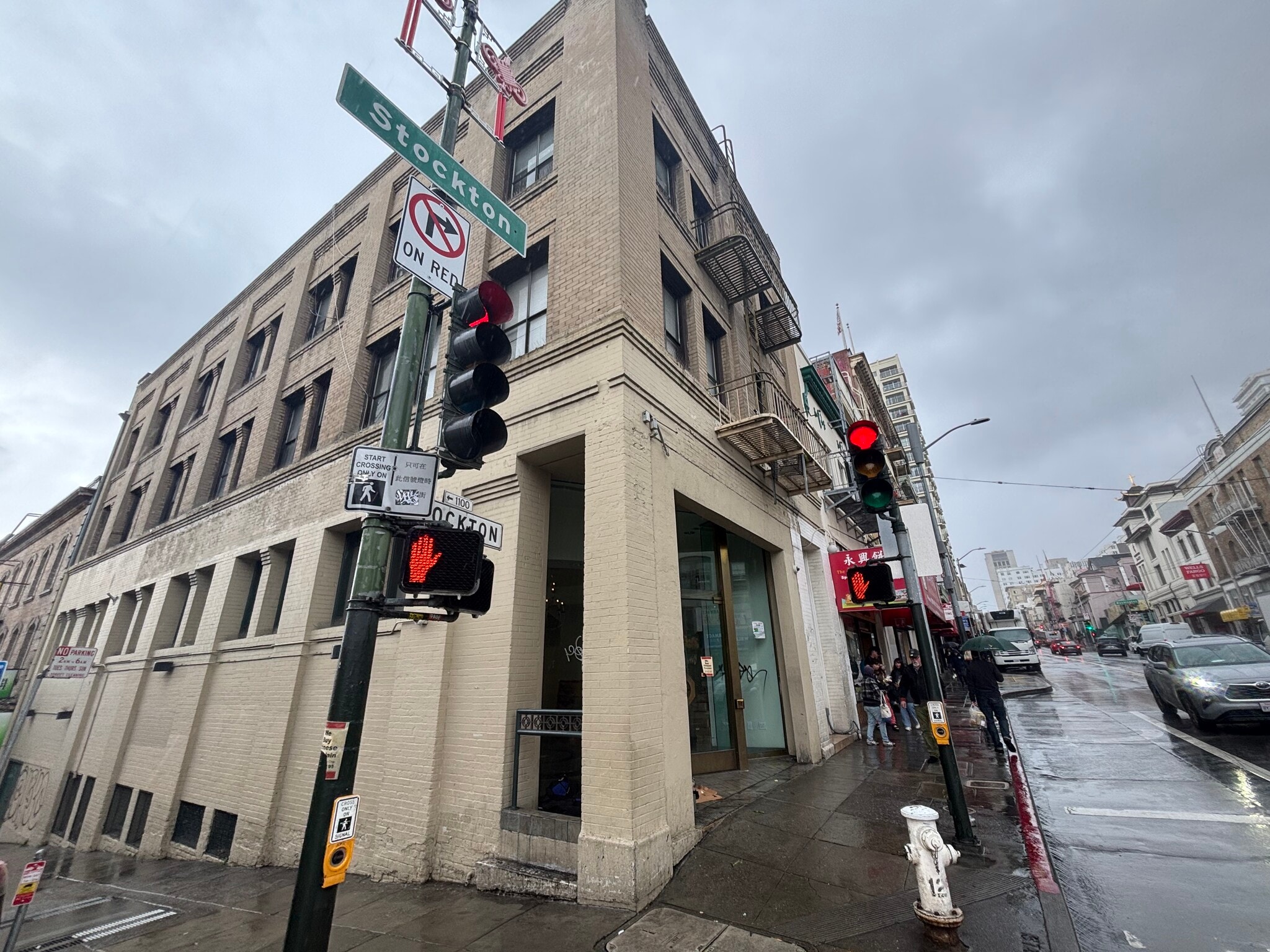 1074-1088 Stockton St, San Francisco, CA for lease Primary Photo- Image 1 of 5