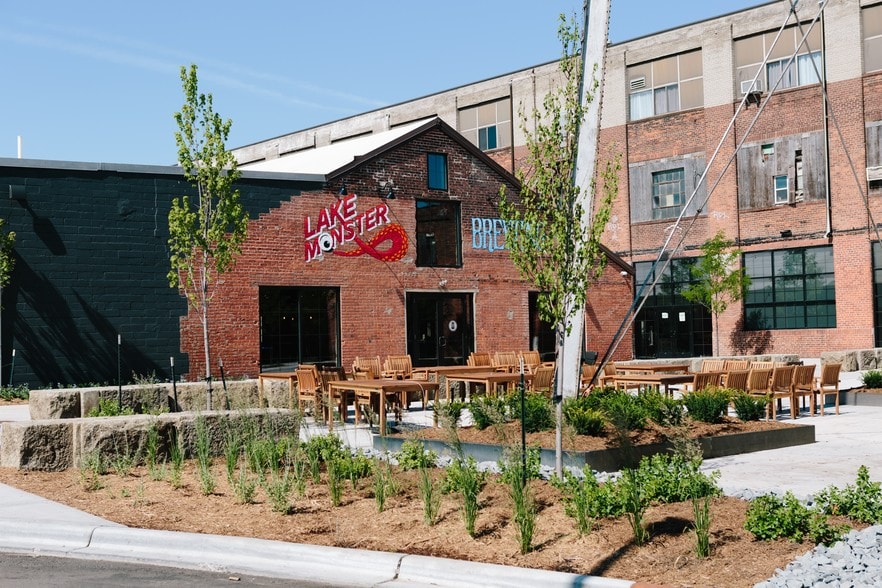 550 Vandalia St, Saint Paul, MN for lease - Building Photo - Image 2 of 17