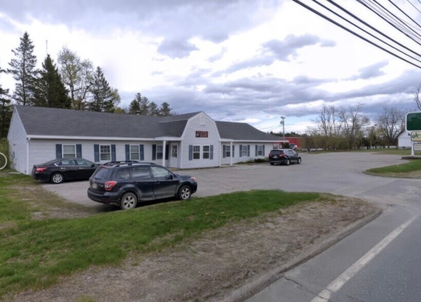 412-416 High St, Ellsworth, ME à louer - Photo du bâtiment - Image 2 de 10