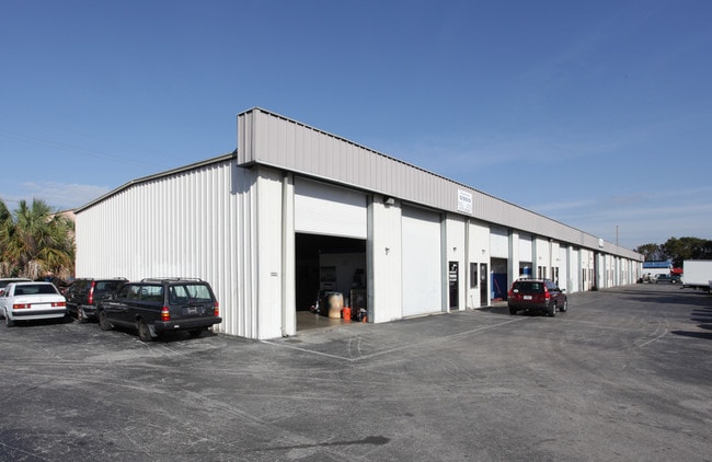 More details for 2420 Concorde Dr, Fort Myers, FL - Industrial for Lease