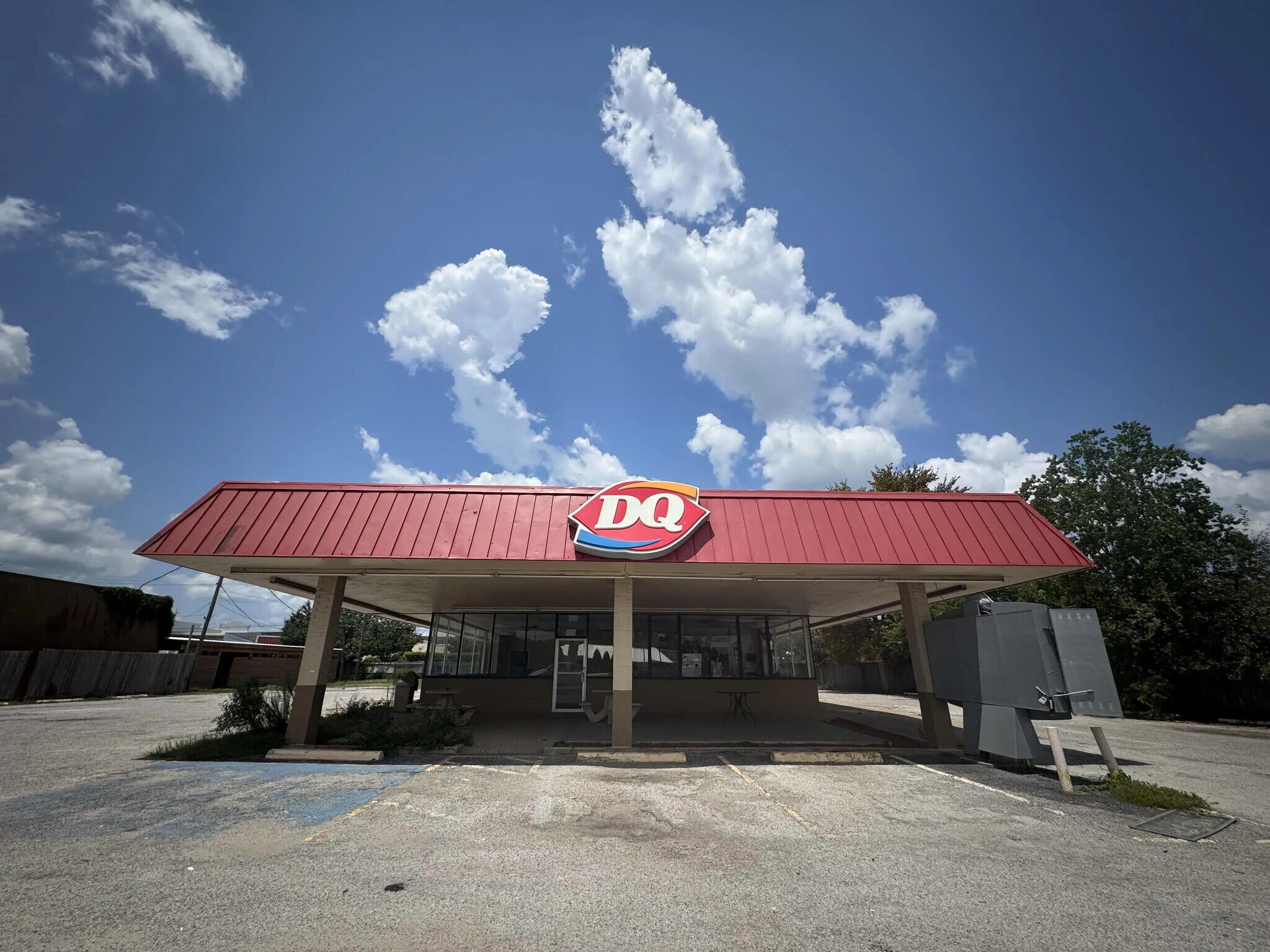 104 E Highway 90, Dayton, TX for sale Building Photo- Image 1 of 5