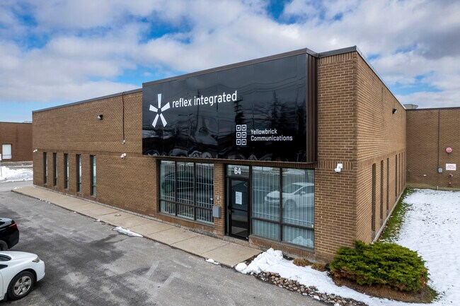 Plus de détails pour 64 Bakersfield St, Toronto, ON - Industriel à louer