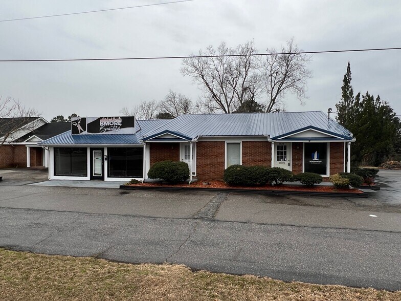 1573 N Roberts Ave, Lumberton, NC à louer - Photo du bâtiment - Image 2 de 5