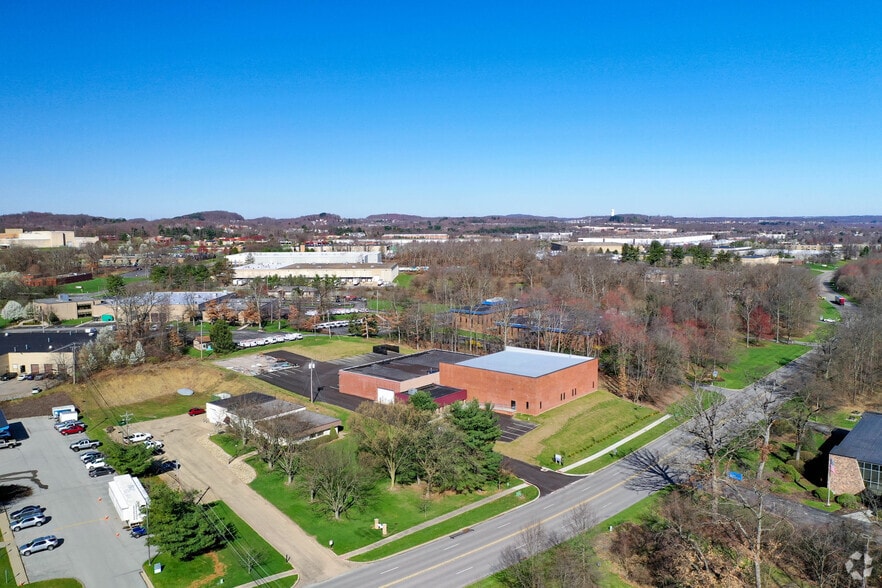 200 Commonwealth Dr, Warrendale, PA à louer - Aérien - Image 2 de 3