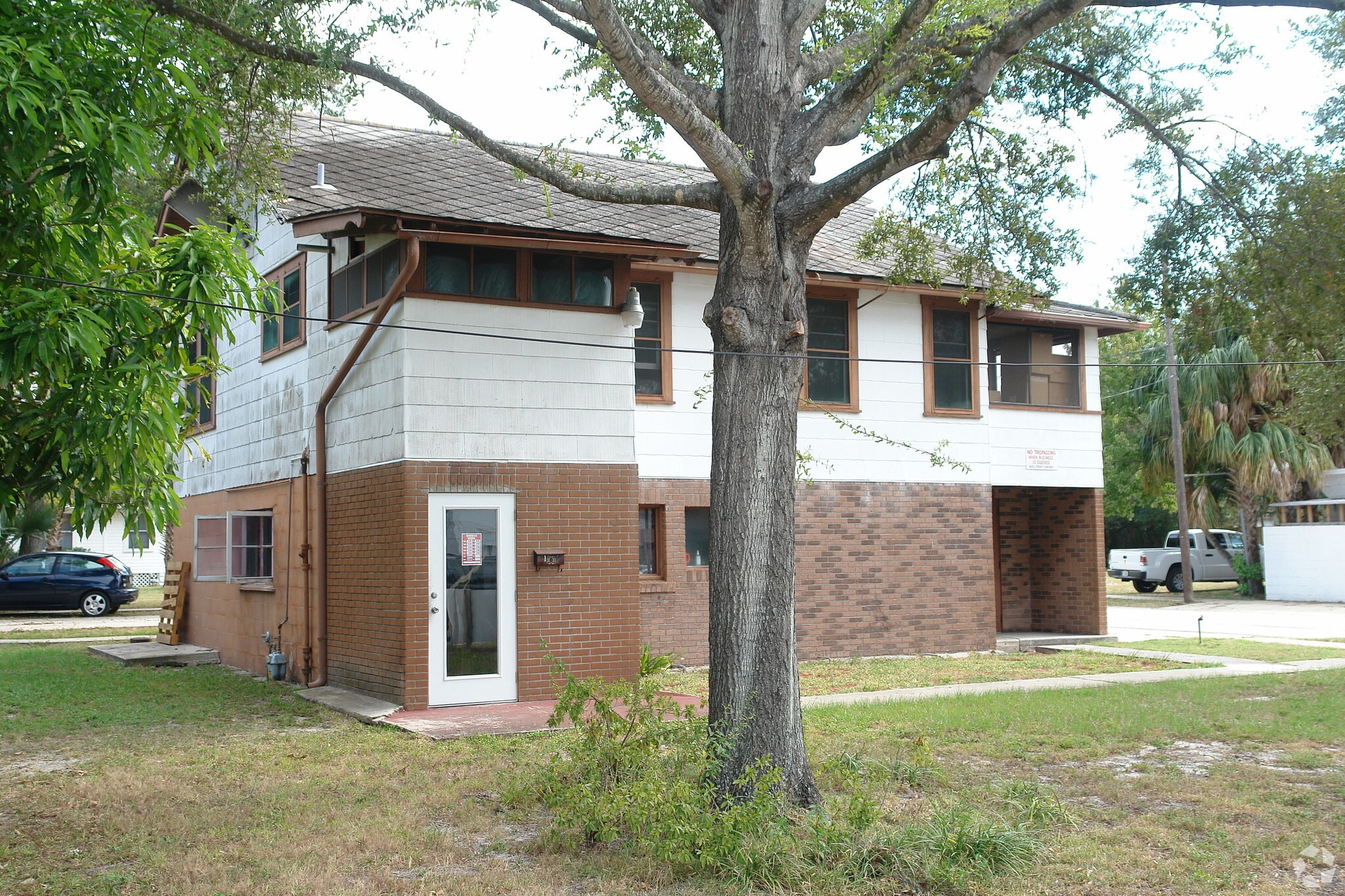 819 N RIDGEWOOD Ave, Daytona Beach, FL for sale Primary Photo- Image 1 of 4