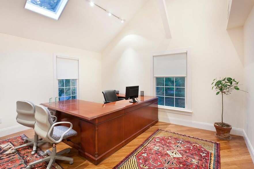 5 Sylvan Rd S, Westport, CT for lease - Interior Photo - Image 3 of 9