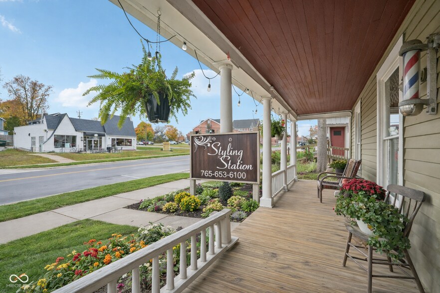 305 E Washington St, Greencastle, IN à vendre - Photo du bâtiment - Image 3 de 20