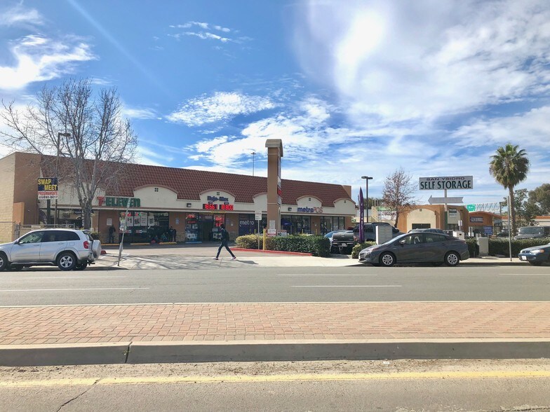 644 E San Ysidro Blvd, San Ysidro, CA à louer - Autre - Image 3 de 7