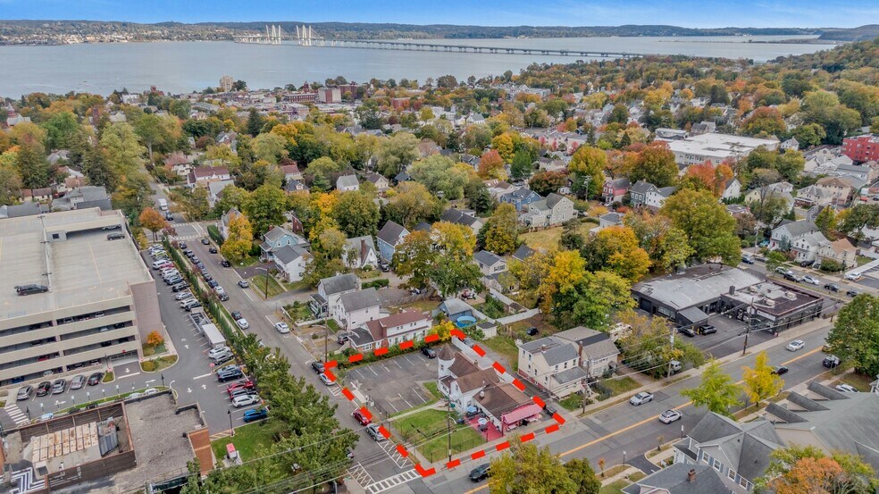 169 Sickles Ave, Nyack, NY à vendre - Photo du bâtiment - Image 1 de 45