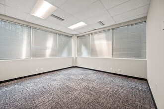4964 University Pky, Winston-Salem, NC for lease Building Photo- Image 2 of 2