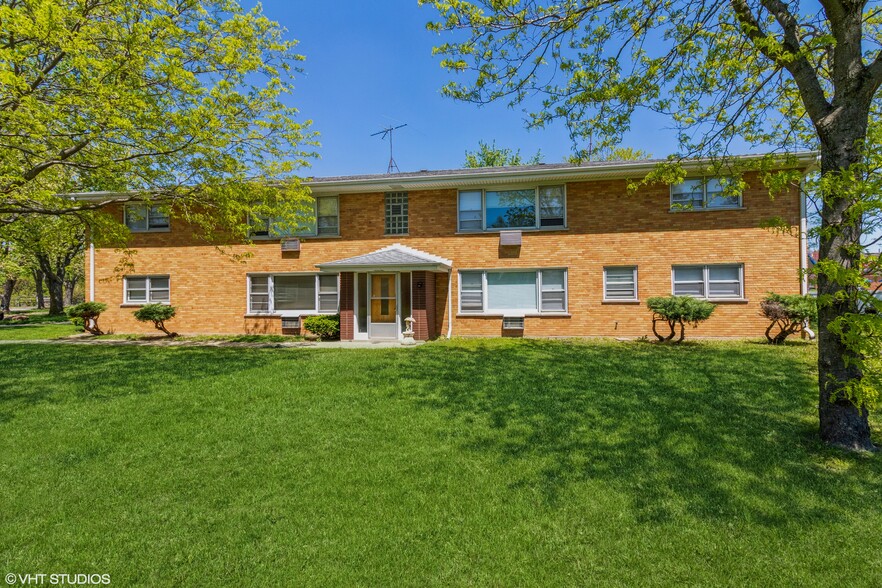 909 Elder Rd, Homewood, IL for sale - Primary Photo - Image 1 of 1