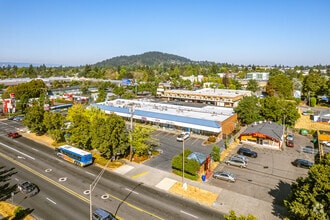 8201 SE Powell Blvd, Portland, OR - Aerial map view