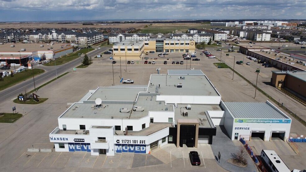 10101 112 St, Grande Prairie, AB à vendre - Photo du bâtiment - Image 1 de 27