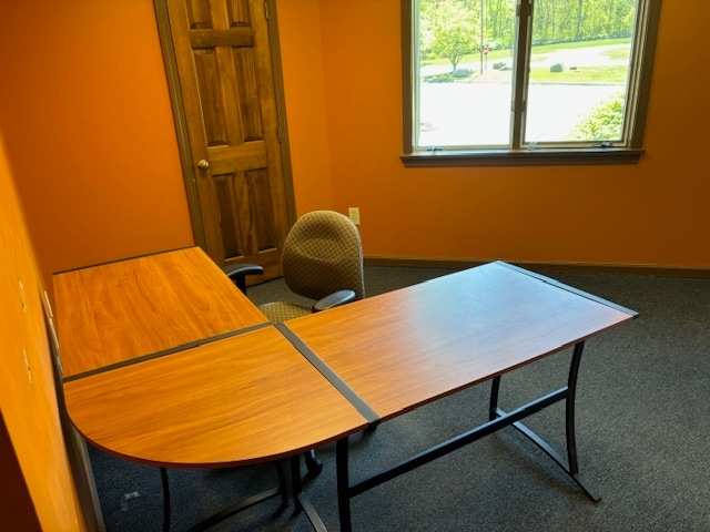 Norwich Westerly Road Commercial Condos portfolio of 8 properties for sale on LoopNet.ca - Building Photo - Image 2 of 9