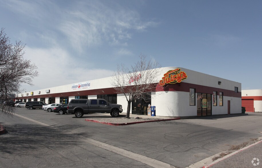 56-104 E Glendale Ave, Sparks, NV à louer - Photo principale - Image 1 de 9