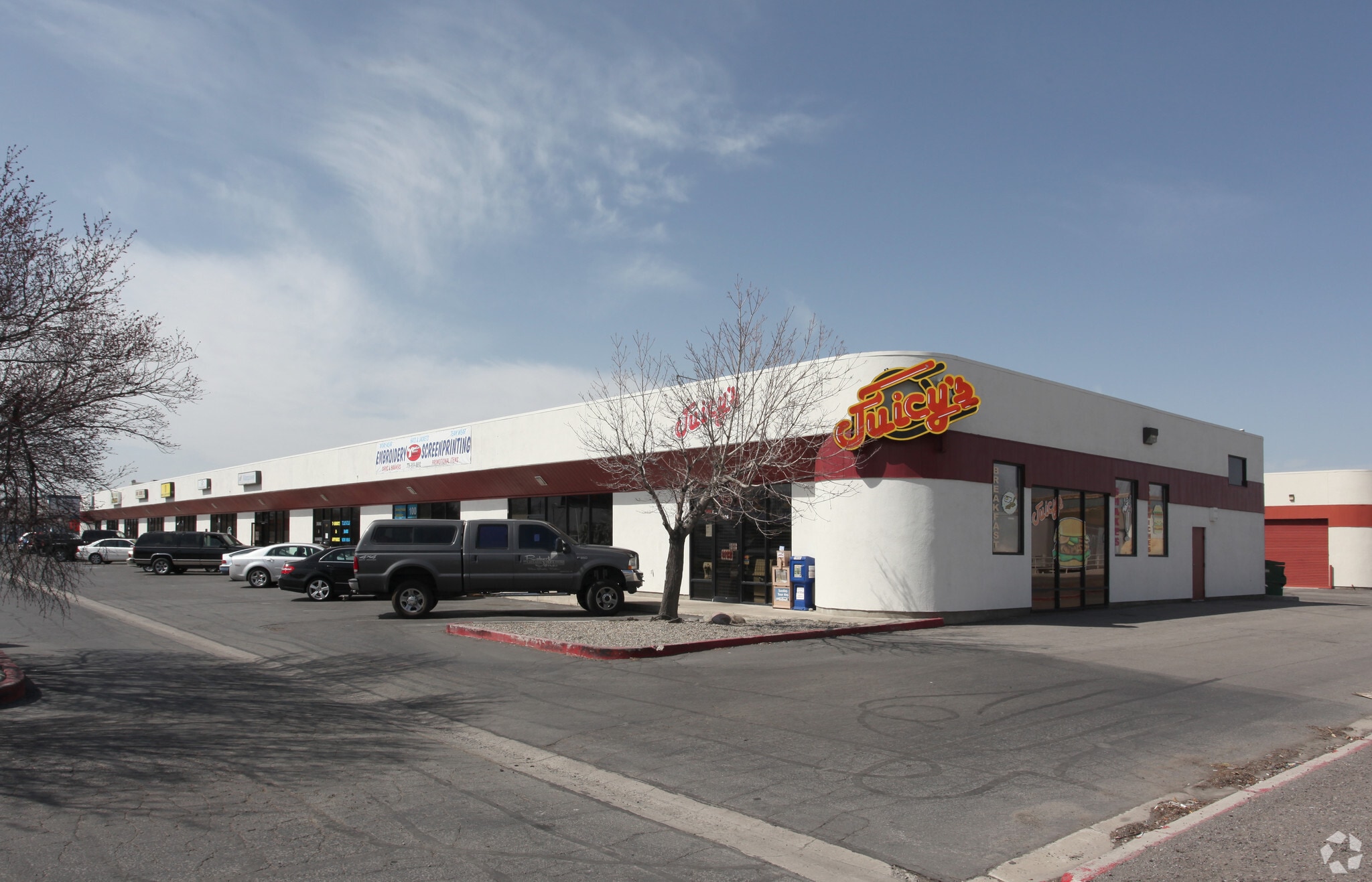 56-104 E Glendale Ave, Sparks, NV for lease Primary Photo- Image 1 of 10