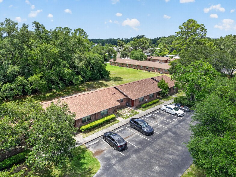 20420 NW 243rd Dr, High Springs, FL à vendre - Photo du bâtiment - Image 2 de 20