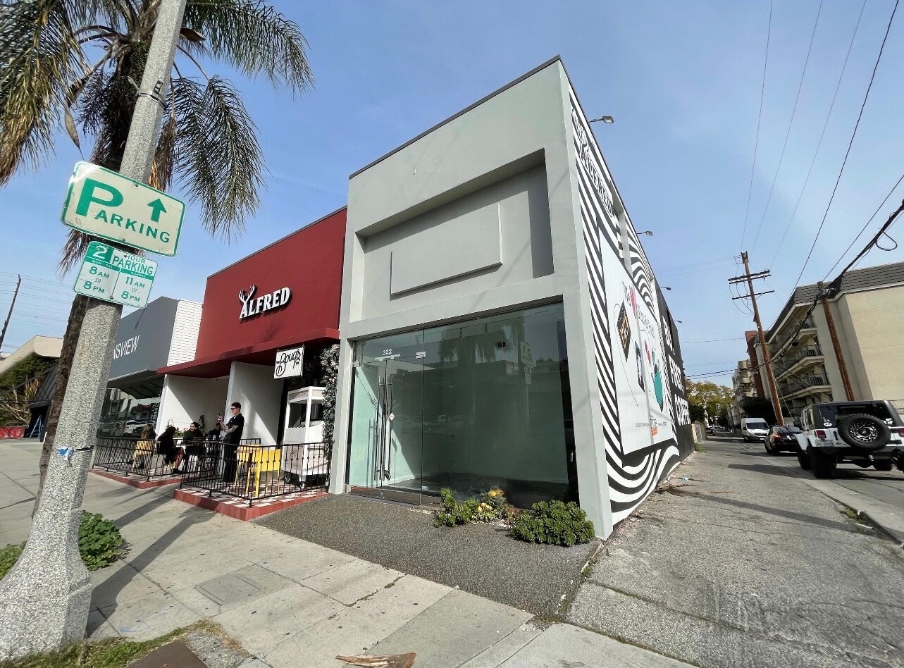 320-322 S Robertson Blvd, Los Angeles, CA for lease Building Photo- Image 1 of 3