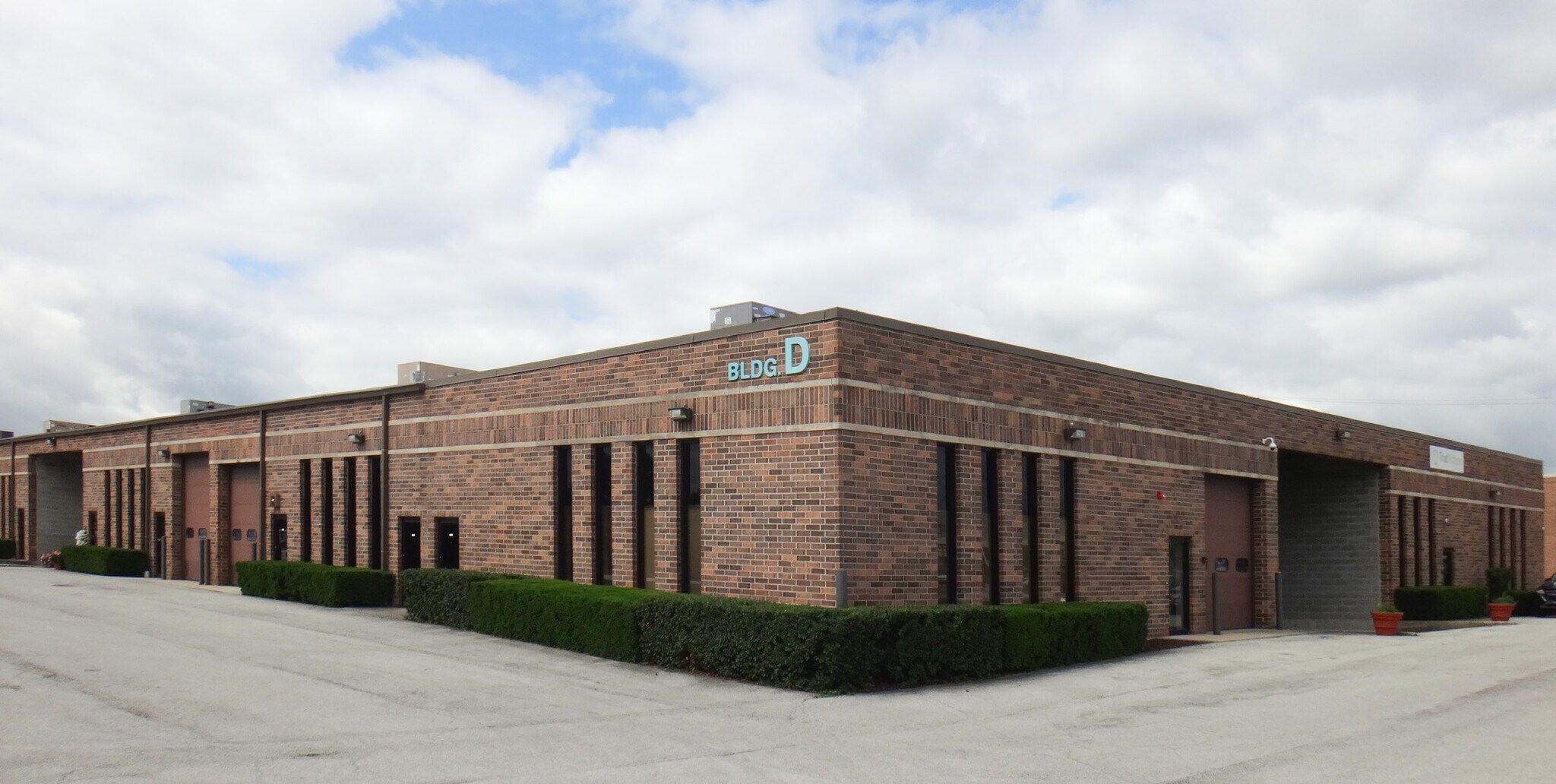 13520-13538 Kenton Ave, Crestwood, IL for lease Building Photo- Image 1 of 2