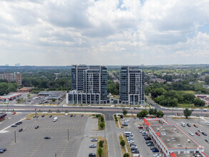 9471 Yonge St, Richmond Hill, ON - Aérien  Vue de la carte