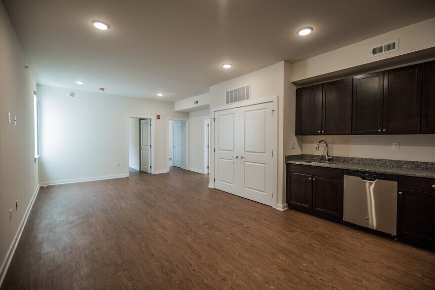 4042 Chestnut St, Philadelphia, PA à vendre - Photo du bâtiment - Image 2 de 4