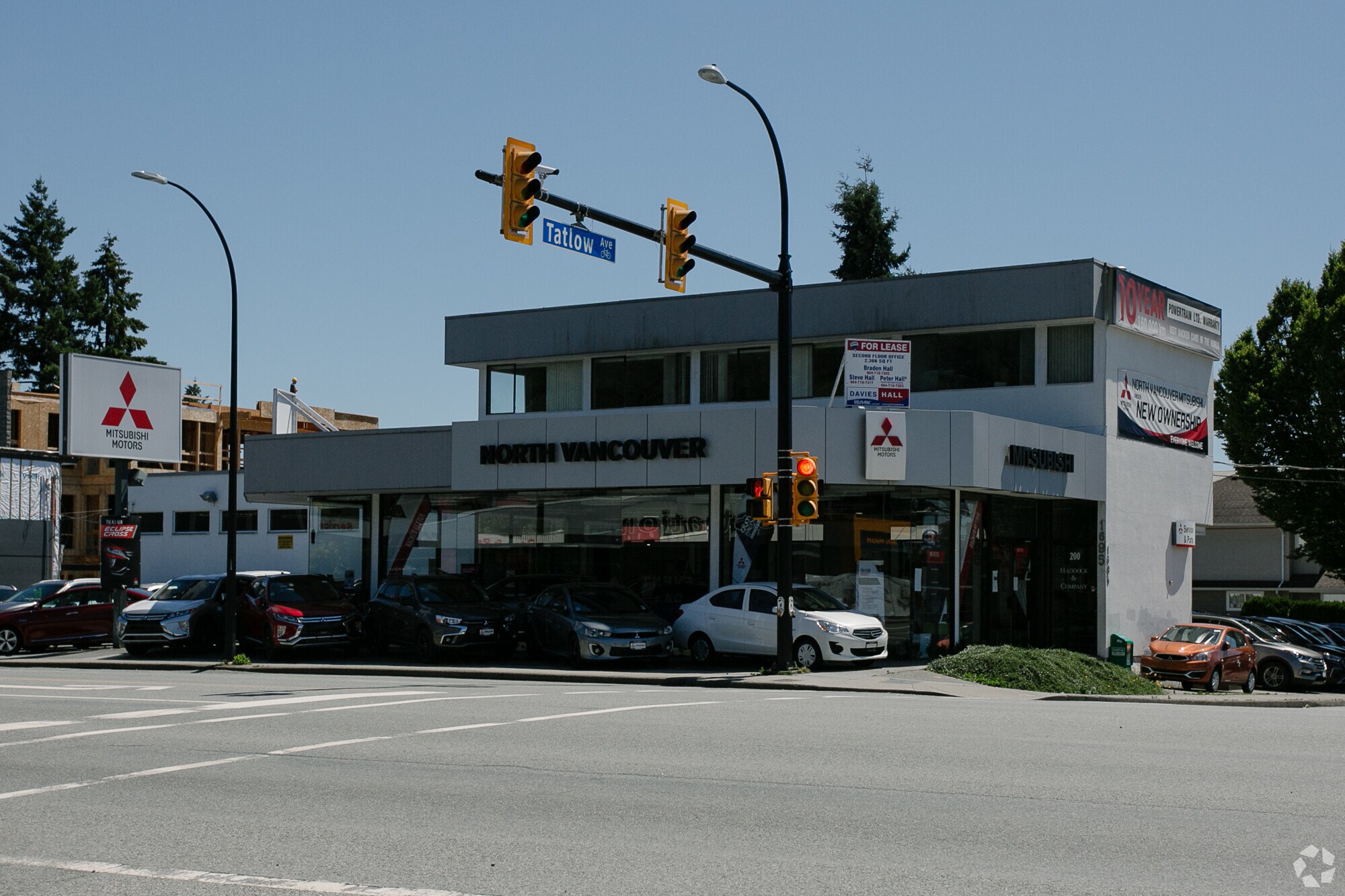 1695 Marine Dr, North Vancouver, BC for sale Primary Photo- Image 1 of 1