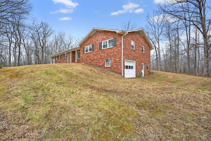 1010 Highway 14 W, Landrum, SC à vendre - Photo du bâtiment - Image 3 de 14