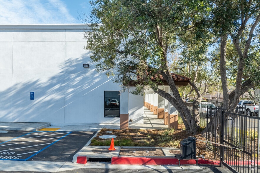 26391 Calle Rolando, San Juan Capistrano, CA for sale - Building Photo - Image 3 of 6